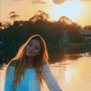 Meet your Posher, Savannah